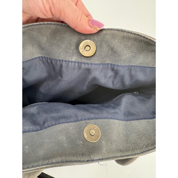 Hobo International Leather Tote Bag Soft Gray Spacious Interior - Picture 15 of 16